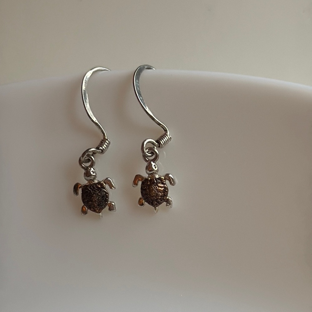 Sterling 925 Silver Turtle Earrings - Picture 2 of 5